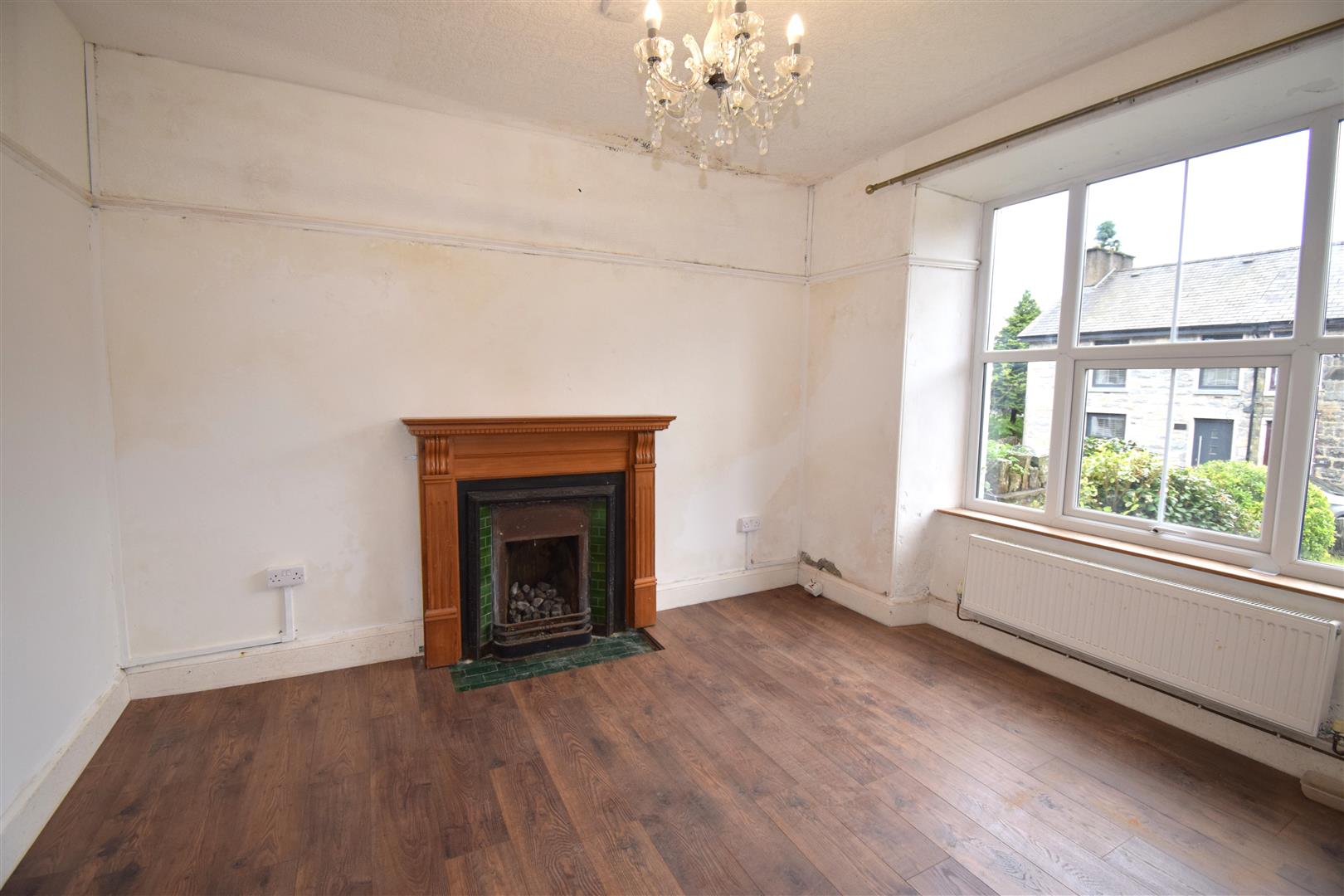 Front Lounge (1).JPG